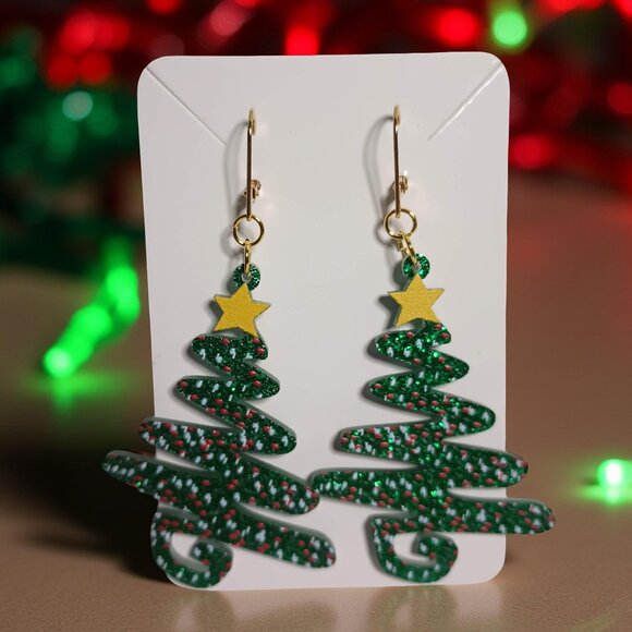 Large Acrylic Green Christmas Tree Earrings - Gold Plated Leverbacks - Picture 1 of 6